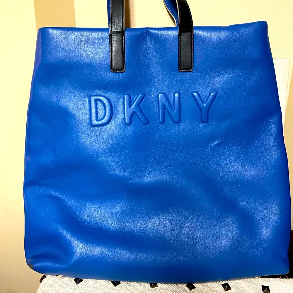 DKNY handbag with handles
